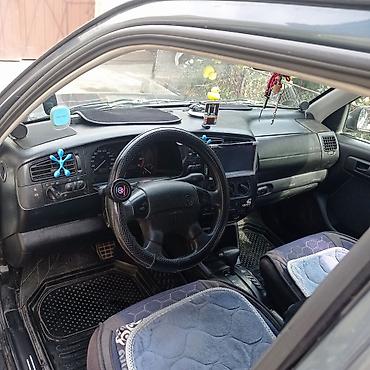 Volkswagen Vento: 1996 г., 1.8 л, Автомат, Бензин, Седан — 5