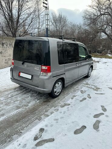 Honda: Honda Mobilio: 2004 г., 1.5 л, Вариатор, Бензин, Хэтчбэк