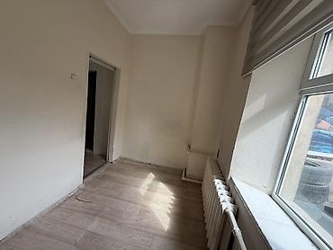 Продажа коттеджей и домов: Срочно продается полдома 68 квадрат газканализация вода, свет at lalafo.kg — 10 Продажа коттеджей и домов: Срочно продается полдома 68 квадрат газканализация вода, свет — 10