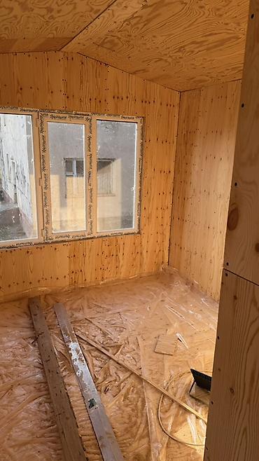 продаю дом ала тоо 1: Мобильный дом (вагон-дом) на шасси - Габариты: длина 8 м, ширина ~2,7 — 9