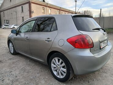 Toyota: Toyota Auris: 2008 г., 2 л, Механика, Дизель, Хэтчбэк — 5