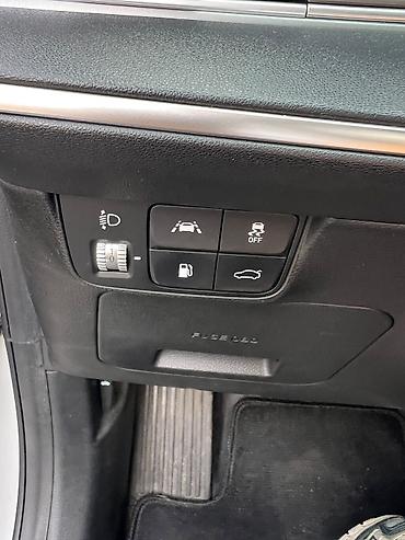 genesis 80: Hyundai Grandeur: 2021 г., 3 л, Автомат, Газ, Хэтчбэк — 8