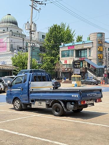 полики портер: Hyundai Porter II — компактный грузовой пикап/бортовой грузовик в — 5