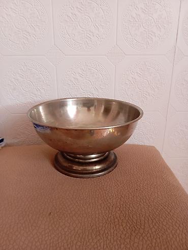 dipcek qablari: Metal qab – ayaqlı, klassik dizayn - Material: metal (gümüşü rəng — 1