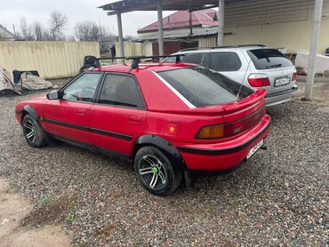 Mazda: Mazda 323: 1991 г., 1.6 л, Механика, Бензин, Хэтчбэк