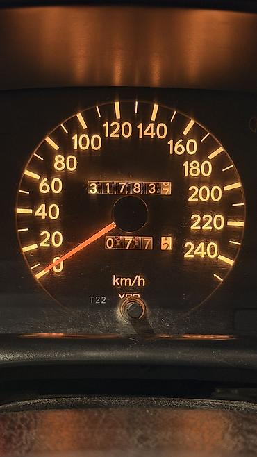 prius 2005: Toyota Carina E: 1995 г., Бензин — 9