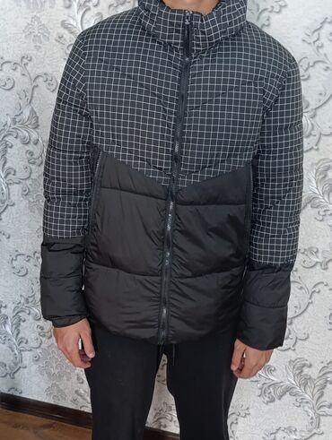 пуховики больших размеров: Эркектердин курткасы, 2XL, Nike, Жаңы, түсү - Жашыл, Өзү алып кетүү