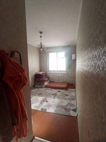 105 серия 3 комнатная: 2 комнаты, 43 м², 104 серия, 2 этаж, Косметический ремонт