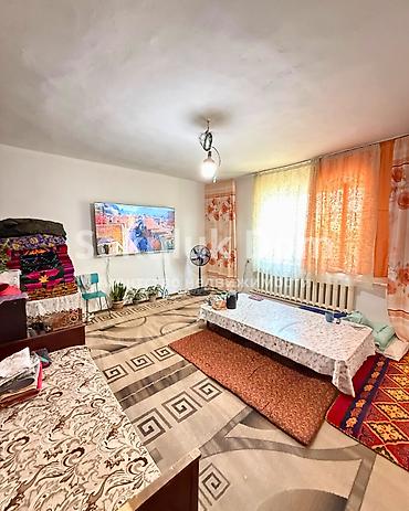 the level: 🏠Продается дом в с. Сокулук 🟡 Комнаты: 3 🟡 Дополнительно: Дом общей — 5
