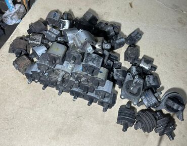 Подушки коробки передач: Подушка коробки передач Mercedes-Benz 2000 г., Б/у, Оригинал, Германия — 7