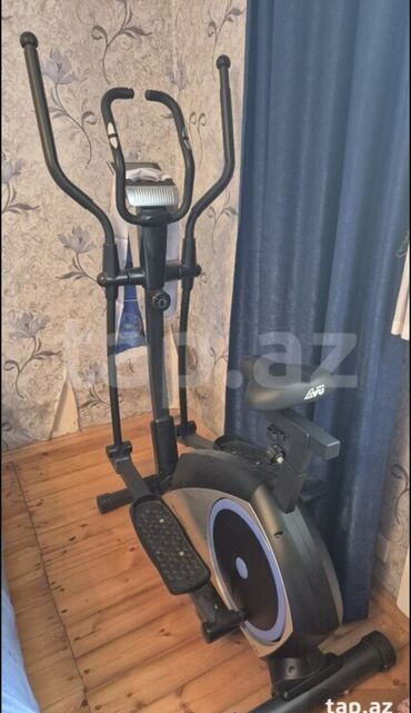 Elliptik trenajorlar: Elliptik trenajor (velosiped + stepper kombinə) - Ümumi bədən