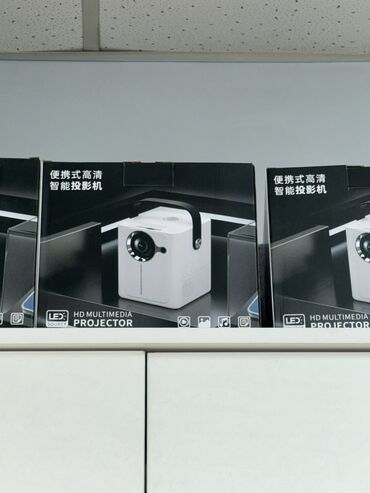 проекторы xpro с usb: Новые проекторы, 8 штук, покупали по 6000 с, отдадим за 5000 с
