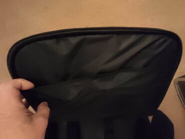 Futrole i torbe za laptopove: Prodajem prakticnu platnenu torbu za laptop velicine 15” proizvodjaca — 10