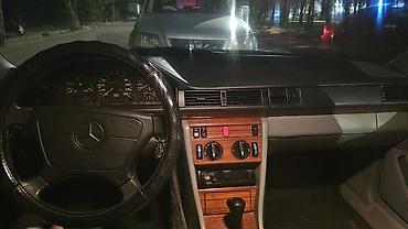 меср 124: Mercedes-Benz W124: 1993 г., 2.2 л, Автомат, Бензин, Седан — 2