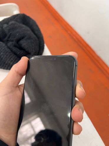 Apple iPhone: IPhone 11, Б/у, 128 ГБ, Черный, Чехол, 76 % — 4