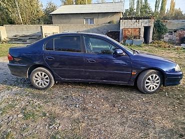 e 302: Toyota Avensis: 2002 г., 1.8 л, Механика, Бензин, Седан — 4