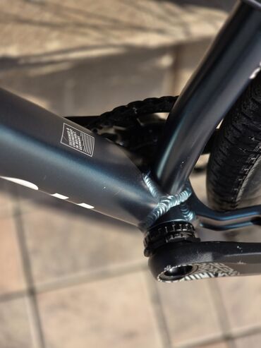 BMX велосипеды: BMX велосипед, Рама M (156 - 178 см), Б/у — 9