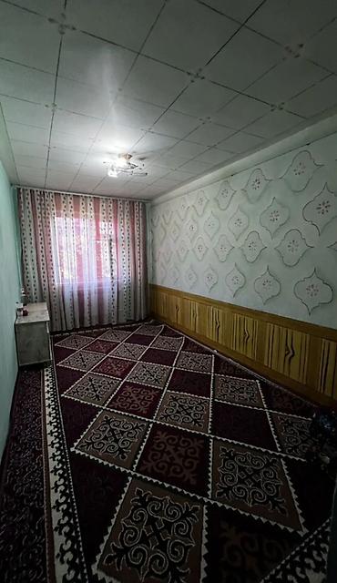 квартира в акорго: 2 комнаты, 30 м², Ак-Орго ж/м 105 серия, 3 этаж — 1
