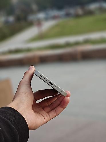 oneplus 15t: OnePlus 15, Новый, 256 ГБ, цвет - Белый, 1 SIM, 2 SIM — 4