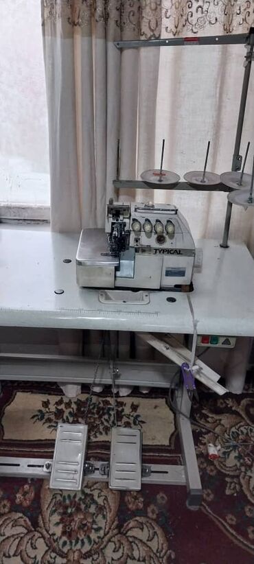 питинитка аверлок: Швейная машина Typical, Оверлок, Полуавтомат