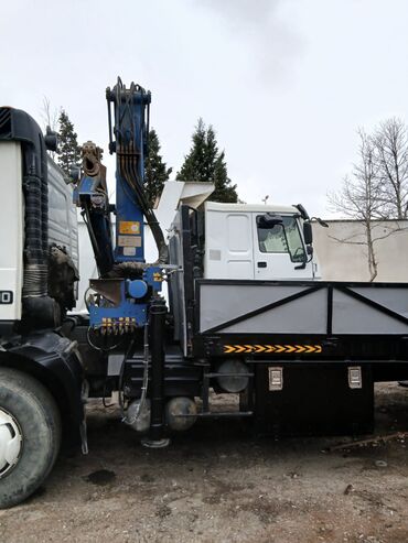 Yük maşınları: Volvo yük maşını – kranlı bortlu Xüsusiyyətlər: - Marka/model: Volvo — 9