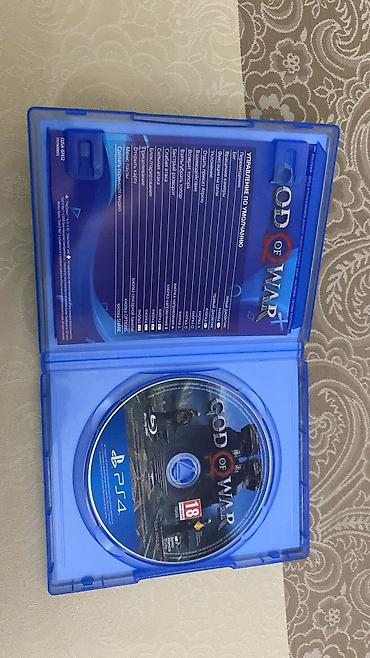 PS4 (Sony Playstation 4): Sony PlayStation 4 Pro oyun konsolu seti - Model: PS4 Pro (CUH — 5