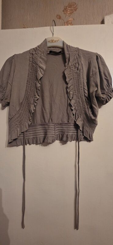 Cadillac: Qadın bolero-kofta - Rəng: boz/taupe - Model: qısa bolero tipli üst