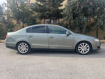 Volkswagen: Volkswagen Passat: 2 l | 2005 il Sedan — 9