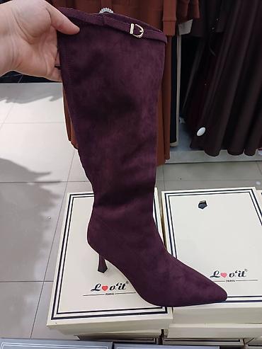 Čizme: Nove jako lepi modeli od 36 do 41. 6500 dinara — 2