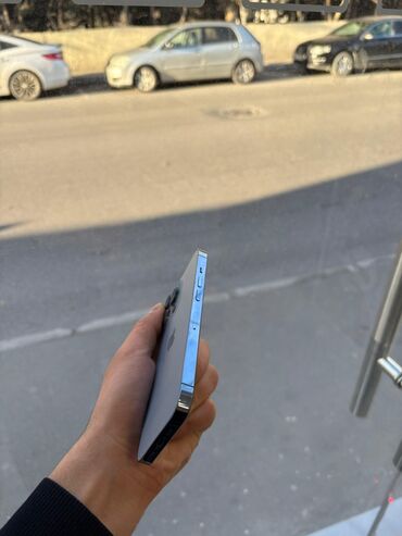 Apple iPhone: IPhone 13 Pro, Sierra Blue, Face ID — 3