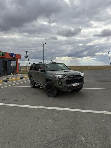 фуранер авто: Toyota 4Runner: 2021 г., 4 л, Автомат, Бензин, Внедорожник — 3