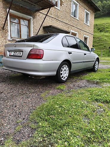 mazda cronos 626: Honda Accord: 2001 г., 1.8 л, Механика, Бензин, Лифтбек — 7