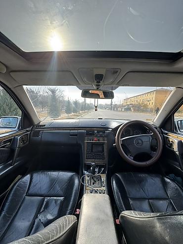 Mercedes-Benz: Mercedes-Benz E-Class: 1999 г., 3.2 л, Автомат, Бензин, Седан — 8