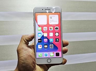 айфон 7 плюс 64: IPhone 7 Plus, Б/у, 32 ГБ, Rose Gold, Защитное стекло, Чехол — 1