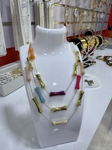 Bijuteriya dəstləri: Qadın bəzək aksesuarları – geniş seçim Məhsullar: - Qızılı tonlarda — 95