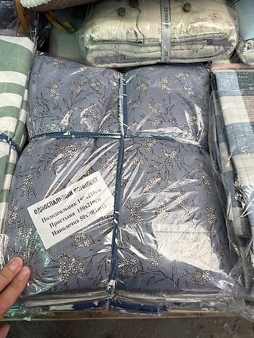 bed sheets: Постельное бельё — одоспальный комплект Состав набора: - Пододеяльник — 4