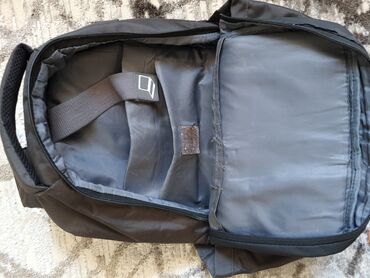 Məktəb çantaları: 1 ci Tactical 25 manat 2 ci Boz rəngli 25 manat 3 cü Qəhvəyi rəngli 15 — 7