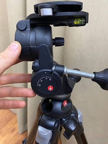Другие аксессуары для фото/видео: Штатив Manfrotto 055MF4 + голова Manfrotto 808RC4 Б/у в идеальном — 5