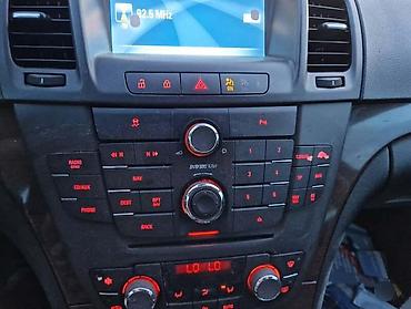 prednja kamera za auto: DVD 800 NAVI ZA OPEL INSIGNIA | Ima dve mrlje na displeju Svi — 3