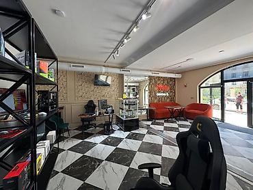 Продажа магазинов: Продажа магазинов В жилом доме, 115 м², Свежий ремонт, Отдельный вход, 1 этаж — 3