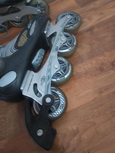 Roleri i rolšue: Roleri broj 39– 4 točka po roleru, aluminijumska šasija - — 9