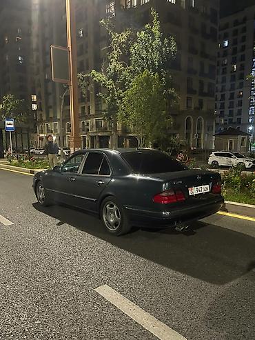 Mercedes-Benz E-Class: 2002 г., 4.3 л, Автомат, Бензин, Седан