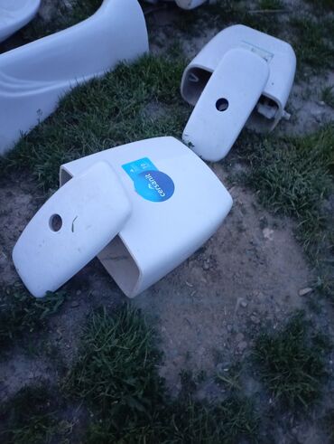 Унитазы: Продаю б/у унитазы — 9