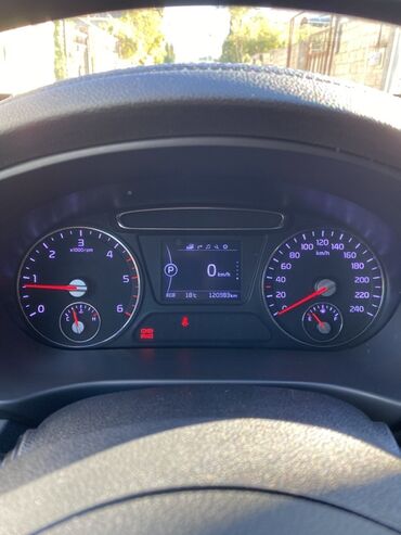 Kia: Kia Sorento: 2 l | 2017 il Krossover — 10