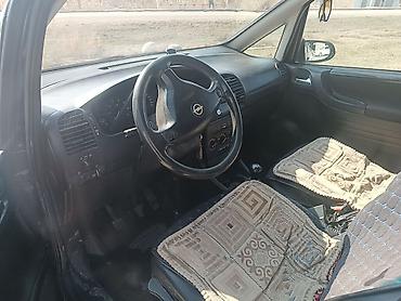 su 7: Opel Zafira: 2002 г., 1.8 л, Механика, Минивэн — 1