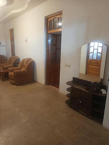 santa barbara saat: Siyəzən rayonunda geniş həyəti olan 3 otaq 1 mətbəx hamam tualet — 4