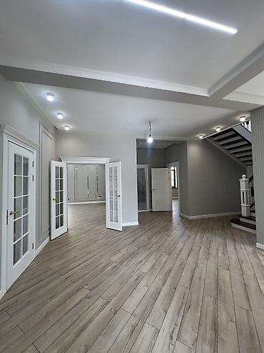 Продажа коттеджей и домов: 🏡 ПРОДАЁТСЯ СОВРЕМЕННЫЙ ОСОБНЯК 📍 Арча-Бешик | ул. Кен Кол / Чёртекова — 25