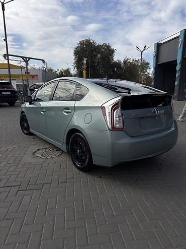 w123 фара: Toyota Prius: 2015 г., 1.8 л, Вариатор, Гибрид, Хэтчбэк — 3