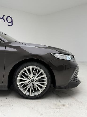 Toyota: Toyota Camry: 2018 г., 2.5 л, Автомат, Бензин, Седан — 5