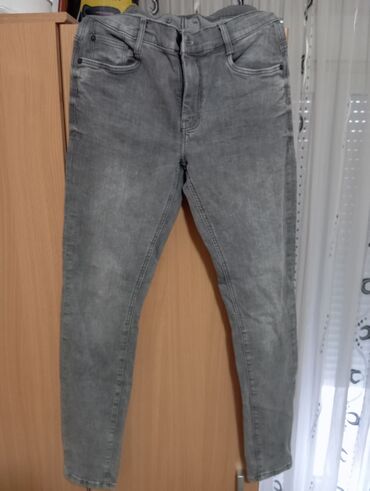 sivi kaput tamno: Jeans C&A, S (EU 36), color - Grey